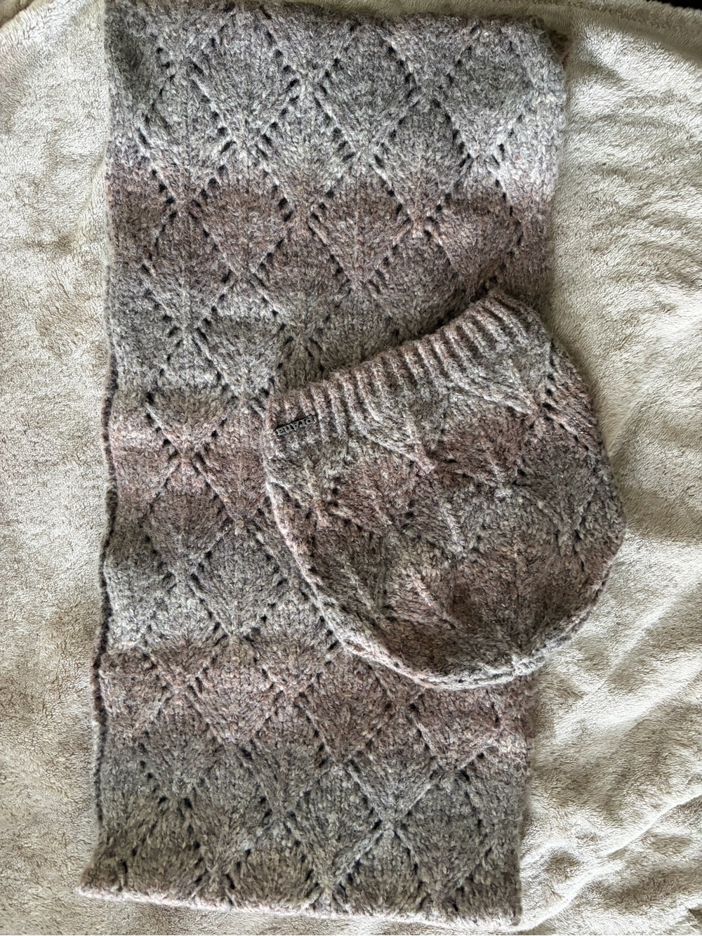 Prana Heathered Taupe Diamond-Knit Scarf and Beanie Set